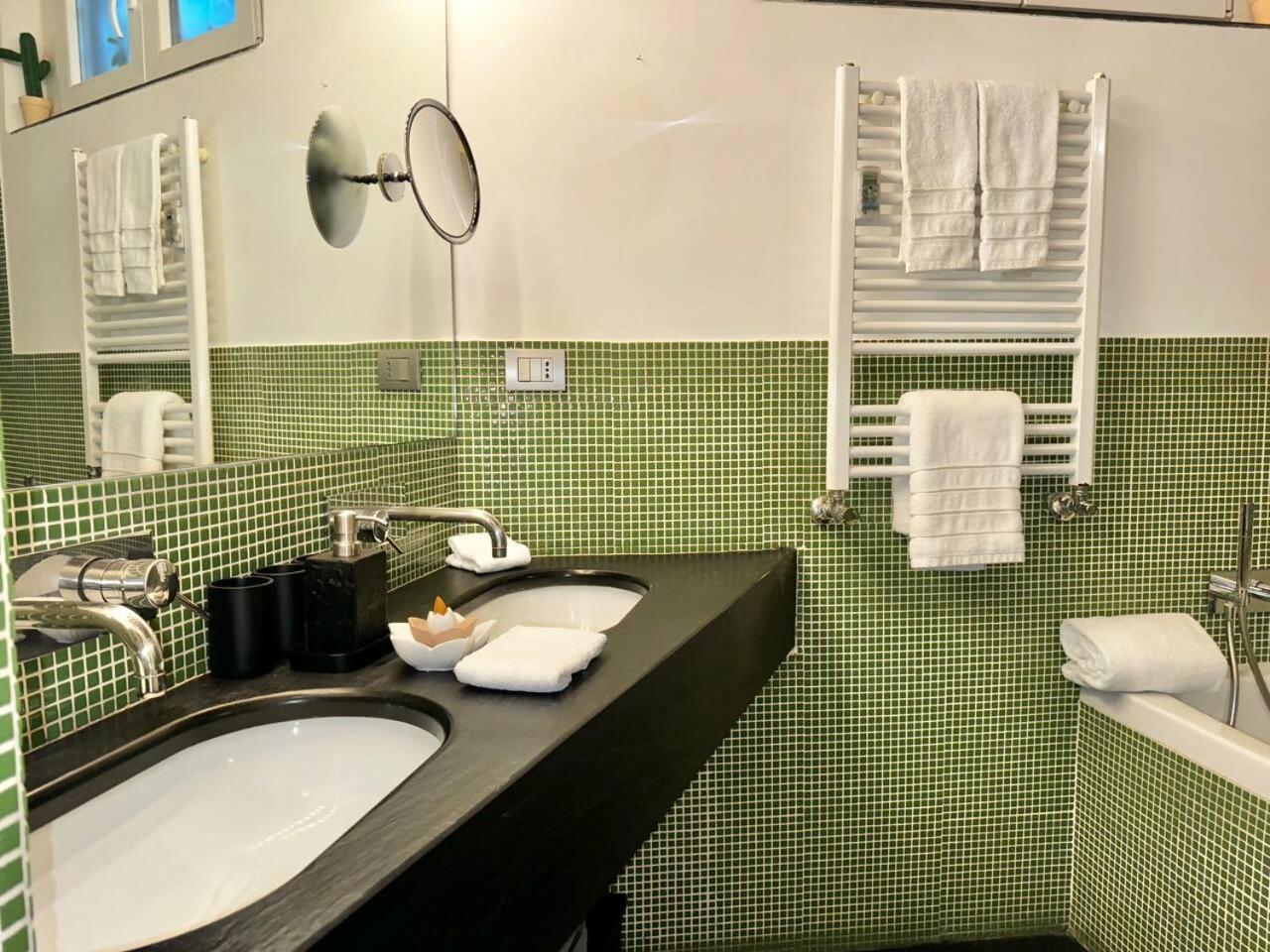 Vetrina In Luxury Apartment Rom